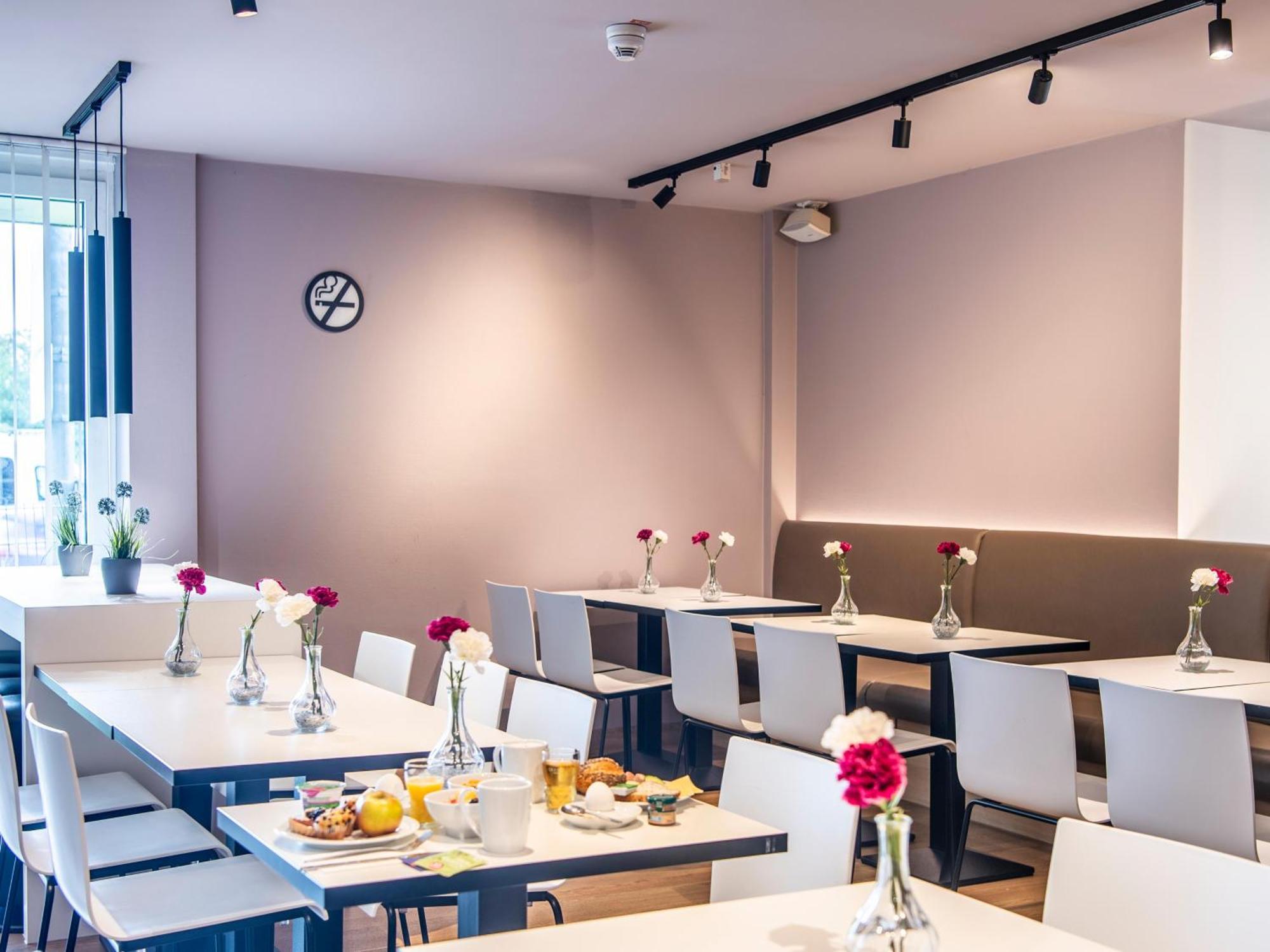 B&B Hotel Regensburg-City Extérieur photo